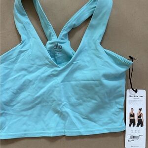 ALO Yoga Women's Light Blue quartz  Real Bra Tank Size small Brand New w/tags